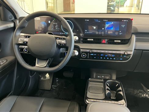 New 2026 Hyundai Ioniq 5 SEL image 24