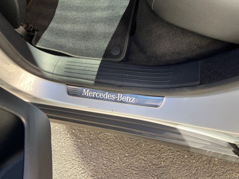 Used 2020 Mercedes-Benz GLE 350 4MATIC image 30