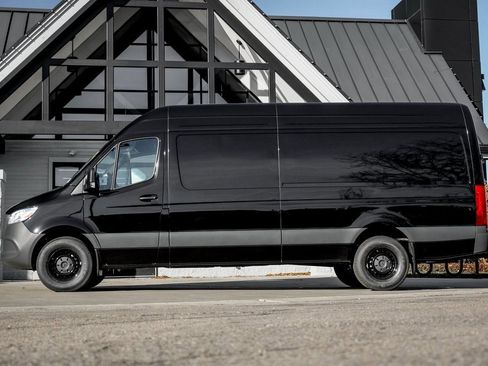 New 2026 Mercedes-Benz Sprinter 2500 image 3