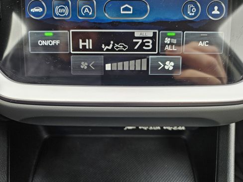 Certified 2024 Subaru Crosstrek 2.0i Premium image 31