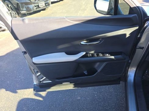 Used 2019 Lexus UX 250h image 24