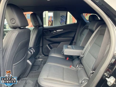Used 2024 Chevrolet Blazer EV LT AWD/4WD image 32