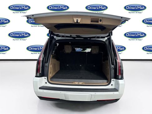 Used 2020 Cadillac Escalade ESV Platinum AWD/4WD image 28