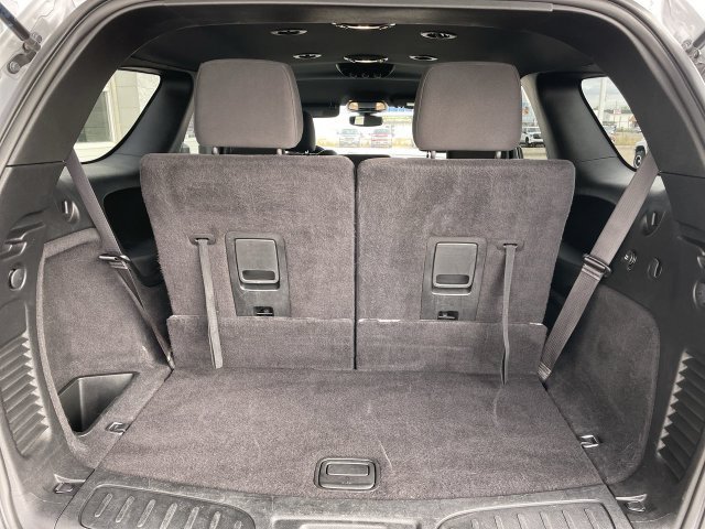 Used 2024 Dodge Durango SXT w/ 3rd Row Seating Group AWD/4WD image 23