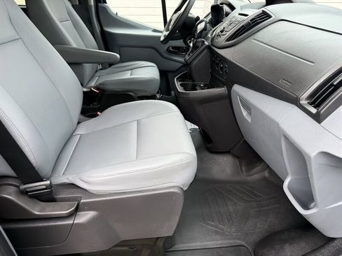 Used 2015 Ford Transit 350 XL RWD image 42