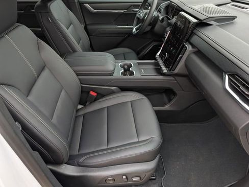 Used 2026 GMC Acadia Elevation w/ Black Edition image 35