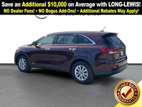 Used 2019 Kia Sorento LX image 4