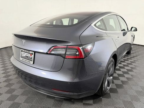Used 2018 Tesla Model 3 Long Range RWD image 9
