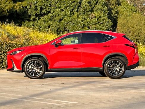 Certified 2025 Lexus NX 250 FWD w/ Premium Package image 8