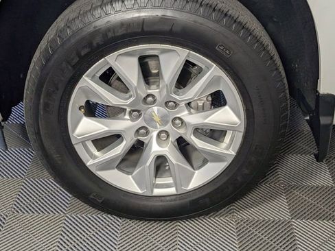 Used 2023 Chevrolet Silverado 1500 Custom RWD image 8