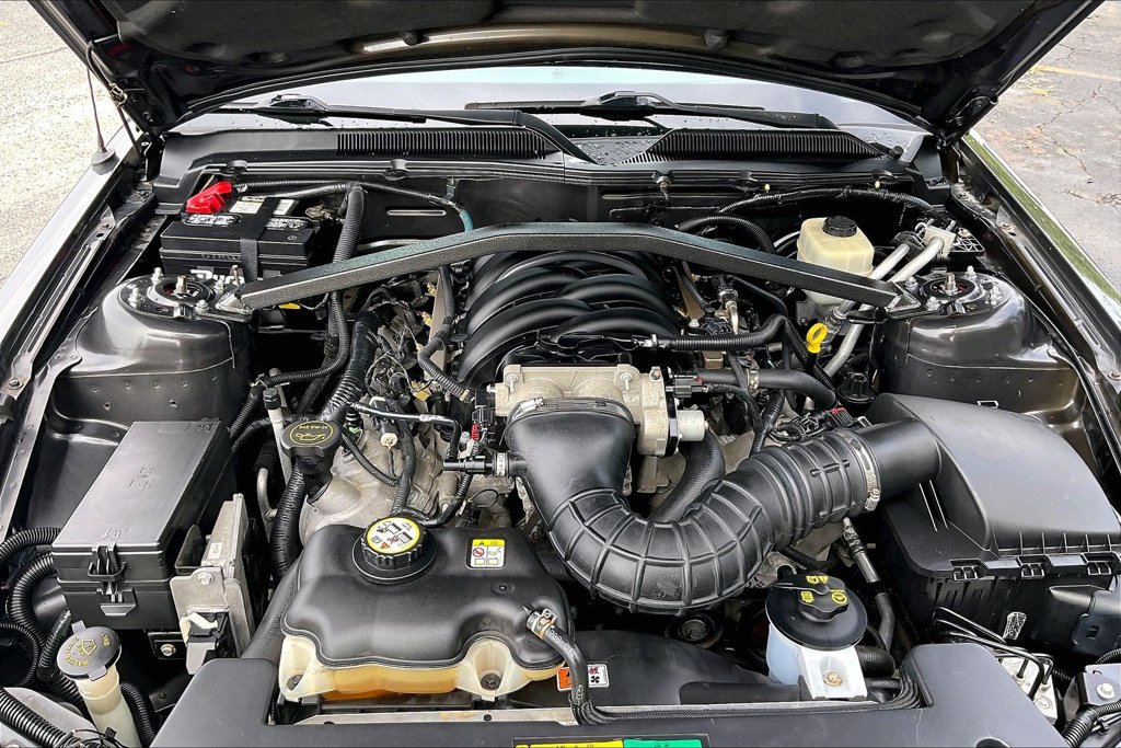 Used 2007 Ford Mustang GT Premium RWD image 32