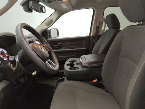 Used 2022 RAM 1500 Tradesman w/ Electronics Group RWD image 17