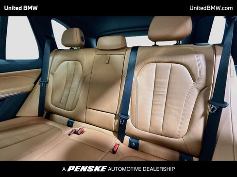 Used 2021 BMW X5 xDrive40i w/ Premium Package 3 AWD/4WD image 13