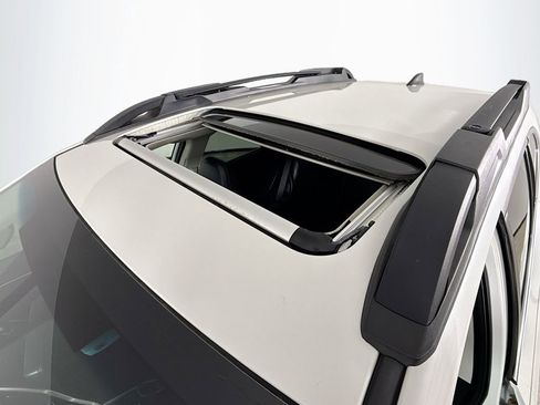 Used 2021 Subaru Outback Limited XT image 22