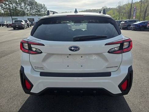 Used 2024 Subaru Crosstrek 2.0i Premium w/ Crosstrek Mirror Package AWD/4WD image 7