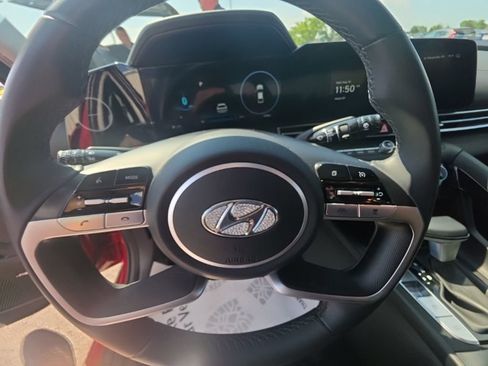 Used 2023 Hyundai Elantra Limited w/ Cargo Package FWD image 16