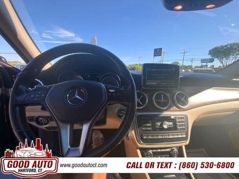 Used 2015 Mercedes-Benz GLA 250 4MATIC image 14