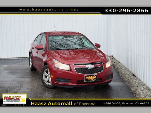 Used 2014 Chevrolet Cruze LT FWD image 1
