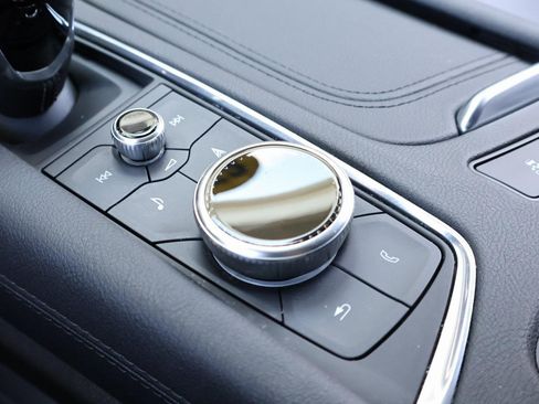 Certified 2025 Cadillac XT5 Premium Luxury image 27