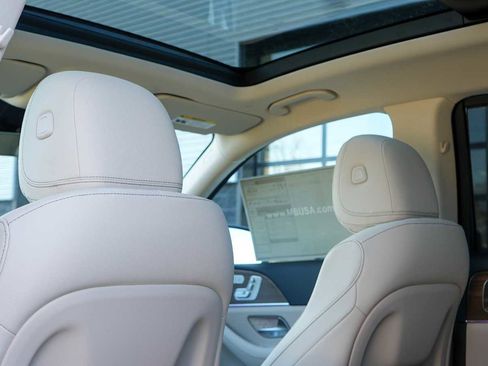 New 2026 Mercedes-Benz GLS 450 4MATIC image 66