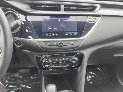 Used 2023 Buick Encore GX Essence w/ Experience Buick Package AWD/4WD image 32