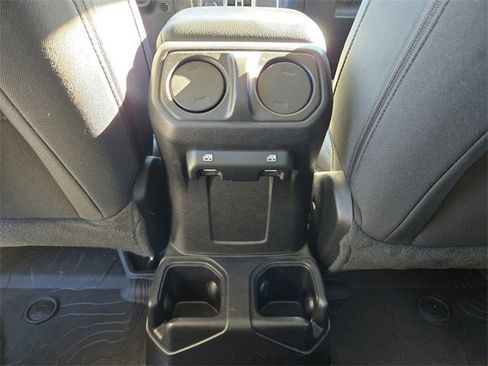 Used 2020 Jeep Wrangler Unlimited Sport S image 15