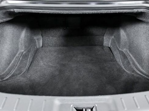 Used 2011 Nissan GT-R Premium image 28