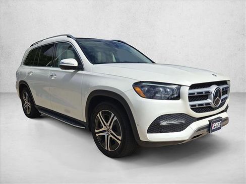 Used 2023 Mercedes-Benz GLS 450 4MATIC image 3