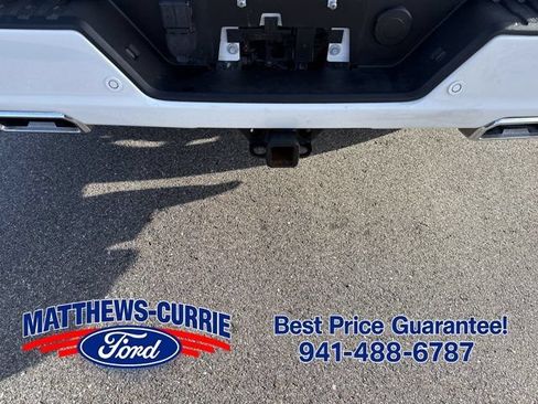 Used 2024 GMC Sierra 1500 AT4 w/ Technology Package AWD/4WD image 13