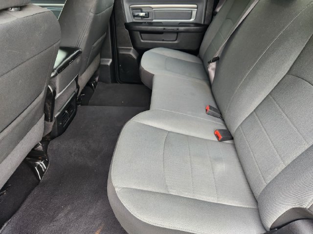 Used 2021 RAM 1500 Classic SLT AWD/4WD image 28