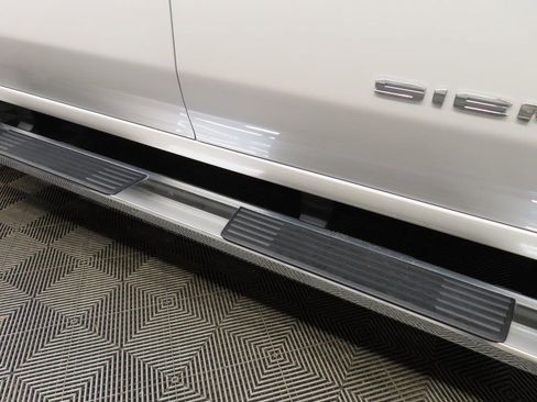 Used 2024 GMC Sierra 2500 SLT w/ SLT Premium Package image 56