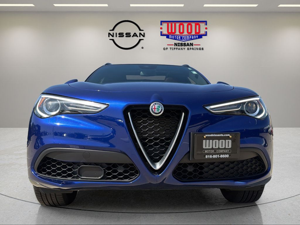 Used 2022 Alfa Romeo Stelvio Ti AWD/4WD image 14