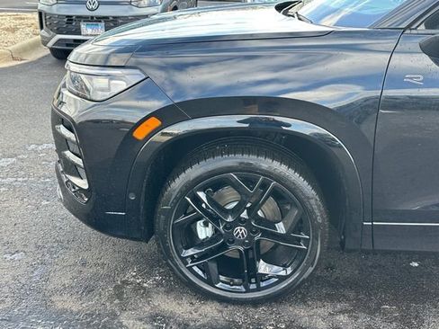 New 2026 Volkswagen Tiguan SE R-Line image 7