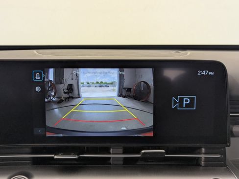 Certified 2024 Hyundai Kona SEL w/ Convenience Package FWD image 21