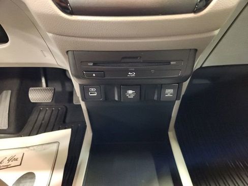 Used 2024 Honda Odyssey Touring image 18