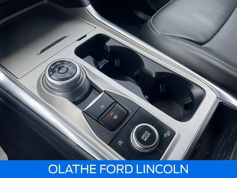 Certified 2023 Ford Explorer Limited w/ Equipment Group 301A AWD/4WD image 32