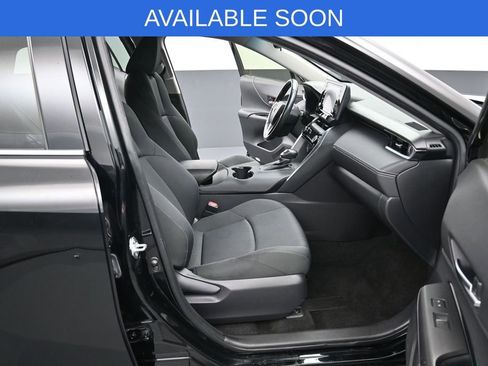 Used 2021 Toyota Venza LE w/ Carpet Mat Package (TMS) AWD/4WD image 33
