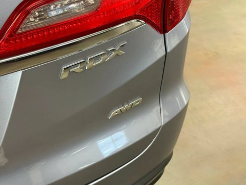 Used 2015 Acura RDX AWD w/ Technology Package image 8