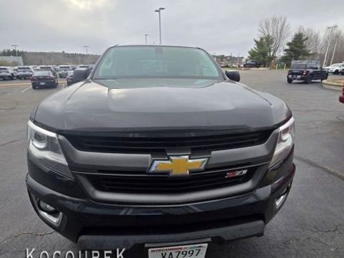 Used 2015 Chevrolet Colorado Z71 AWD/4WD image 13