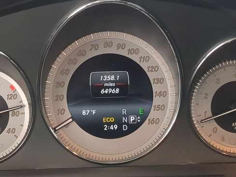 Used 2014 Mercedes-Benz GLK 350 4MATIC image 36