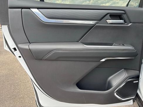 New 2026 GMC Acadia Elevation w/ Black Edition FWD image 13