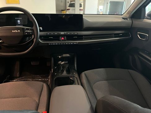 Used 2025 Kia K4 FWD image 35