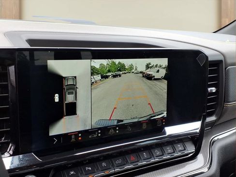 Certified 2025 Chevrolet Silverado 1500 ZR2 w/ Technology Package AWD/4WD image 5
