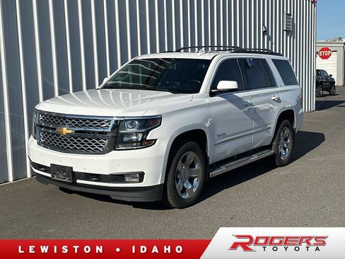 Used 2017 Chevrolet Tahoe LT w/ LT Signature Package AWD/4WD image 1