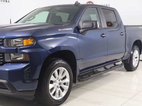 Used 2021 Chevrolet Silverado 1500 Custom AWD/4WD image 43