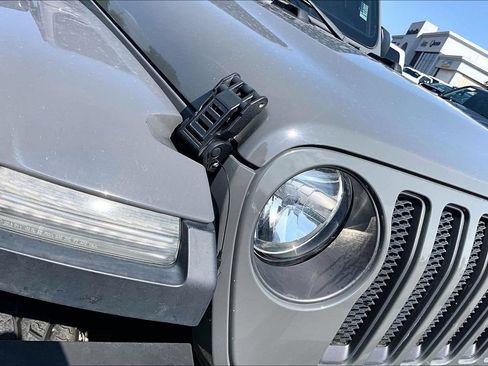 Used 2021 Jeep Wrangler Unlimited Rubicon AWD/4WD image 25