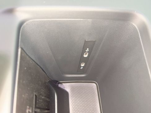 New 2026 Volkswagen Tiguan SE R-Line image 31