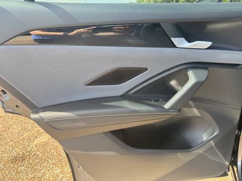 New 2026 Volkswagen Tiguan SE FWD image 19