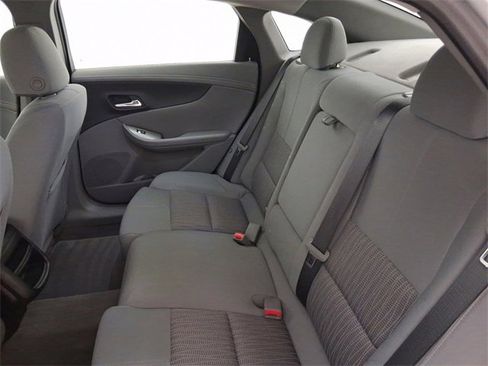Used 2017 Chevrolet Impala LS image 18