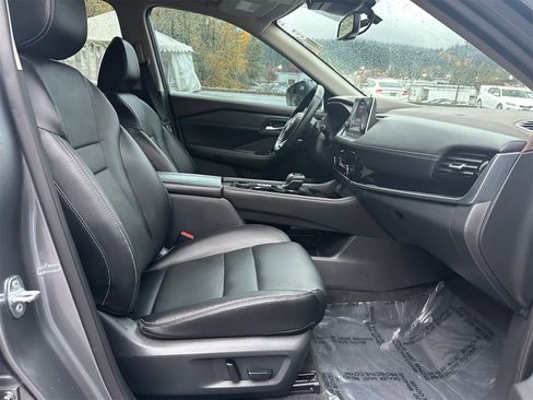 Used 2022 Nissan Rogue SL image 13